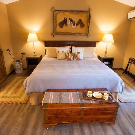 Red Tail Ranch Bed and Breakfast Groveland Rum bild