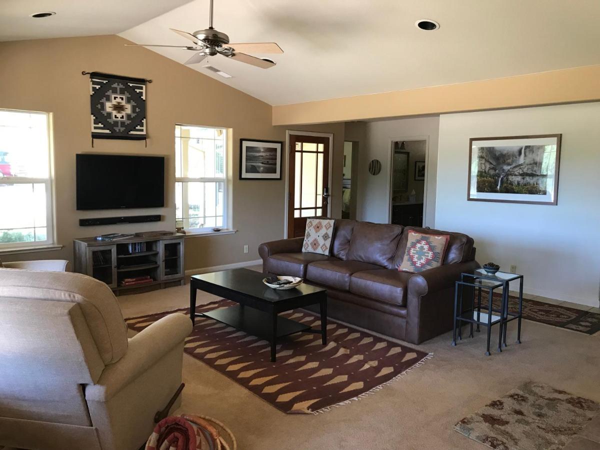 Red Tail Ranch Bed and Breakfast Groveland Exteriör bild