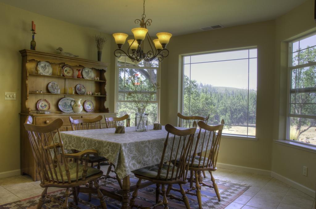 Red Tail Ranch Bed and Breakfast Groveland Exteriör bild